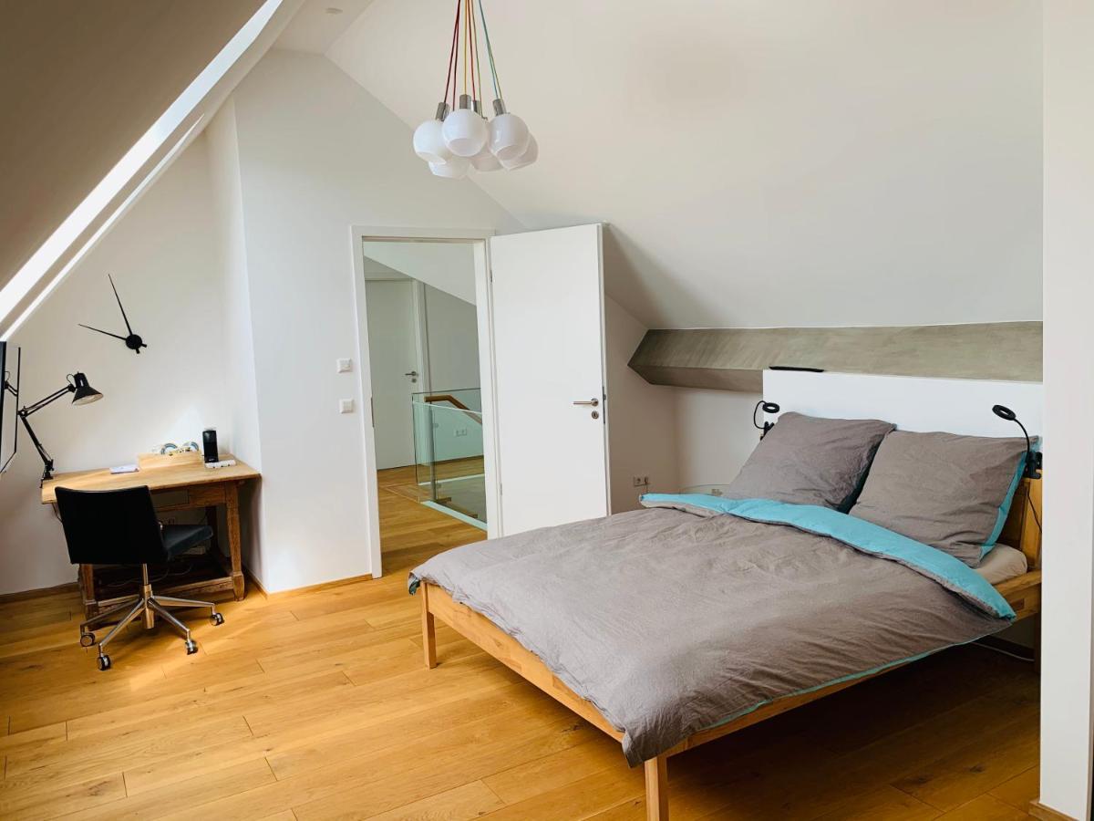 Ferienwohnung Exklusives Penthouse im ehemaligen Bunker Hannover Exterior foto